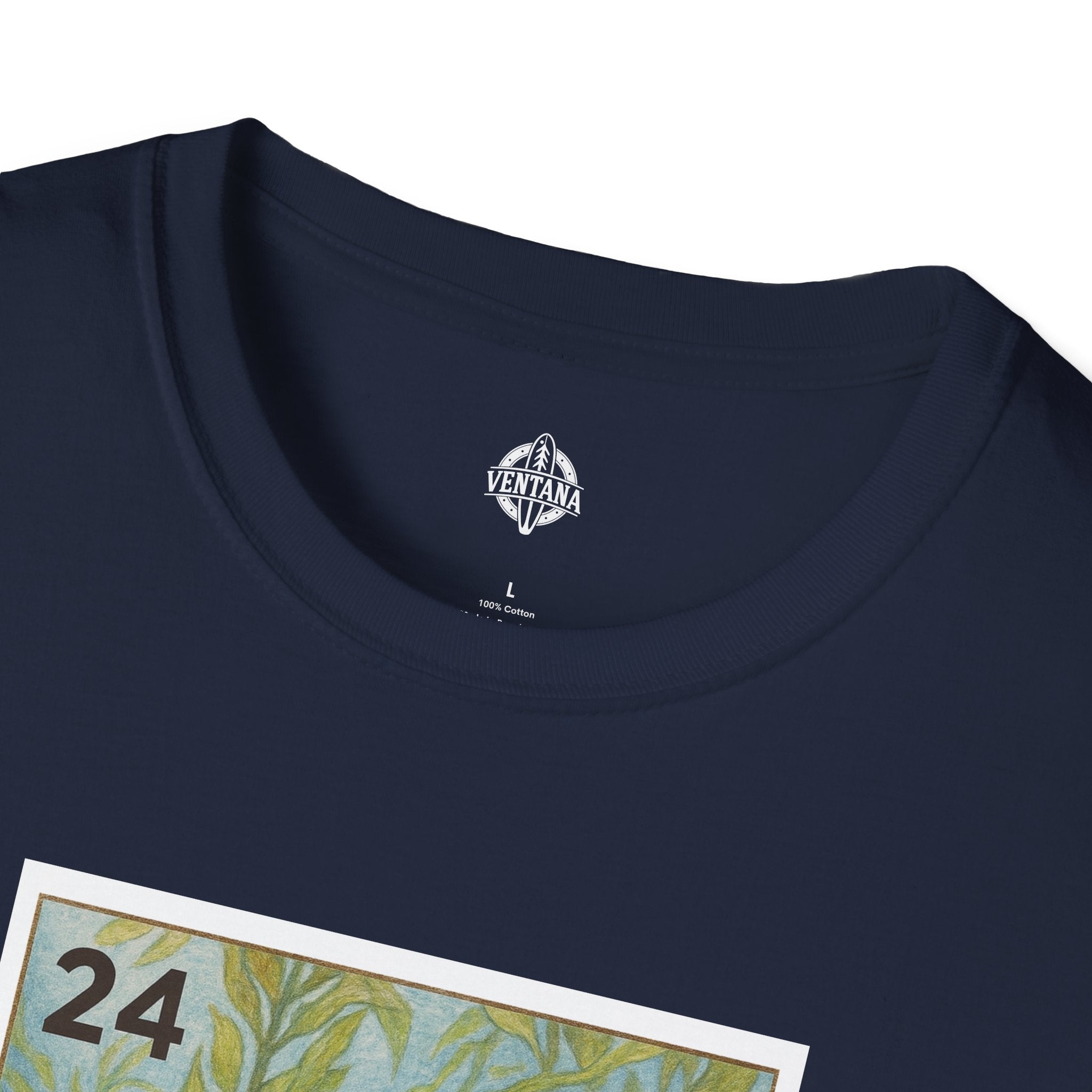 Kelp Forest Lotería Unisex - Soft Style U.S. Cotton T-Shirt (El Bosque de Algas)