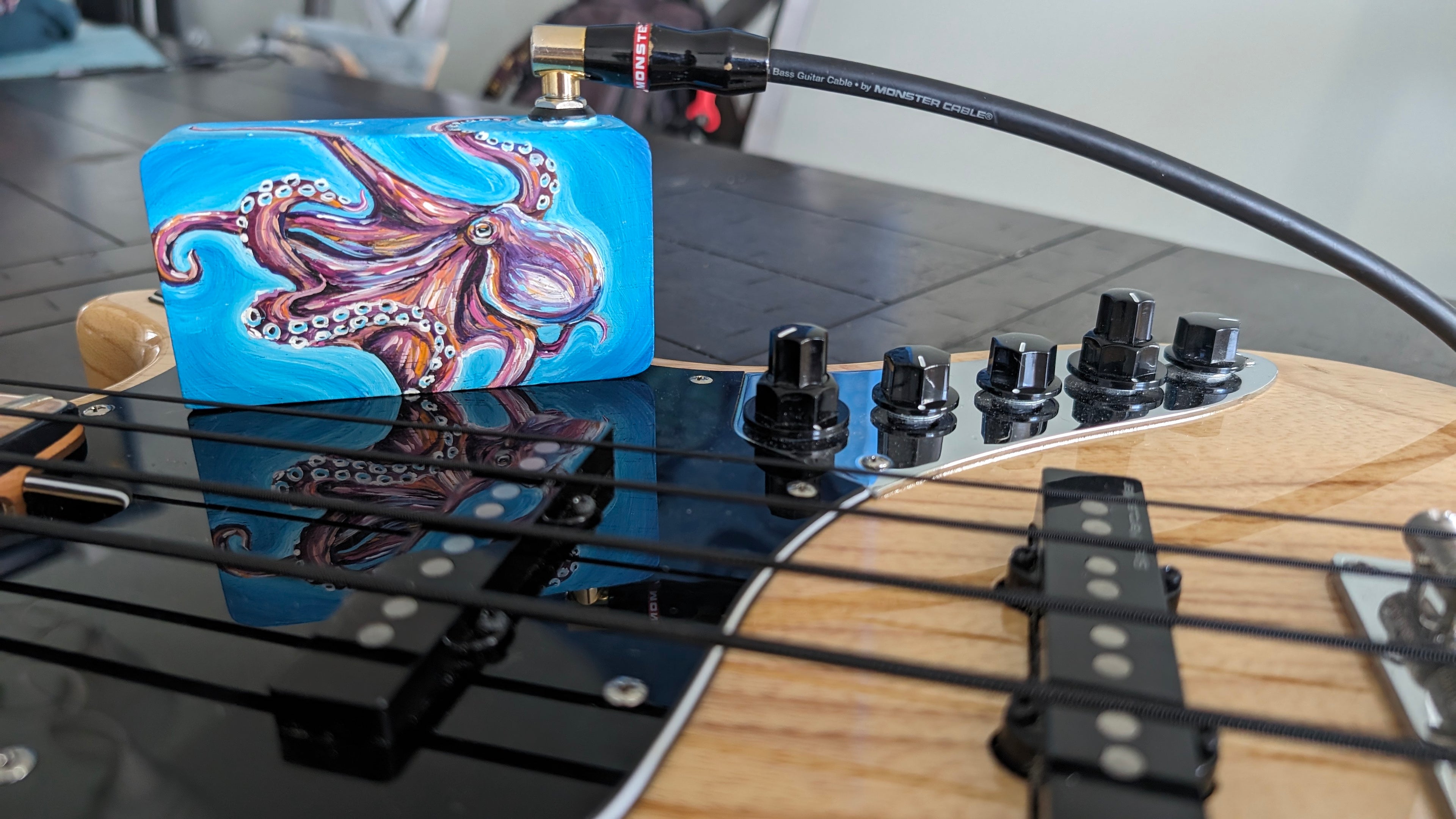 Ventana Wave Pocket Art Amp by Dream in Color