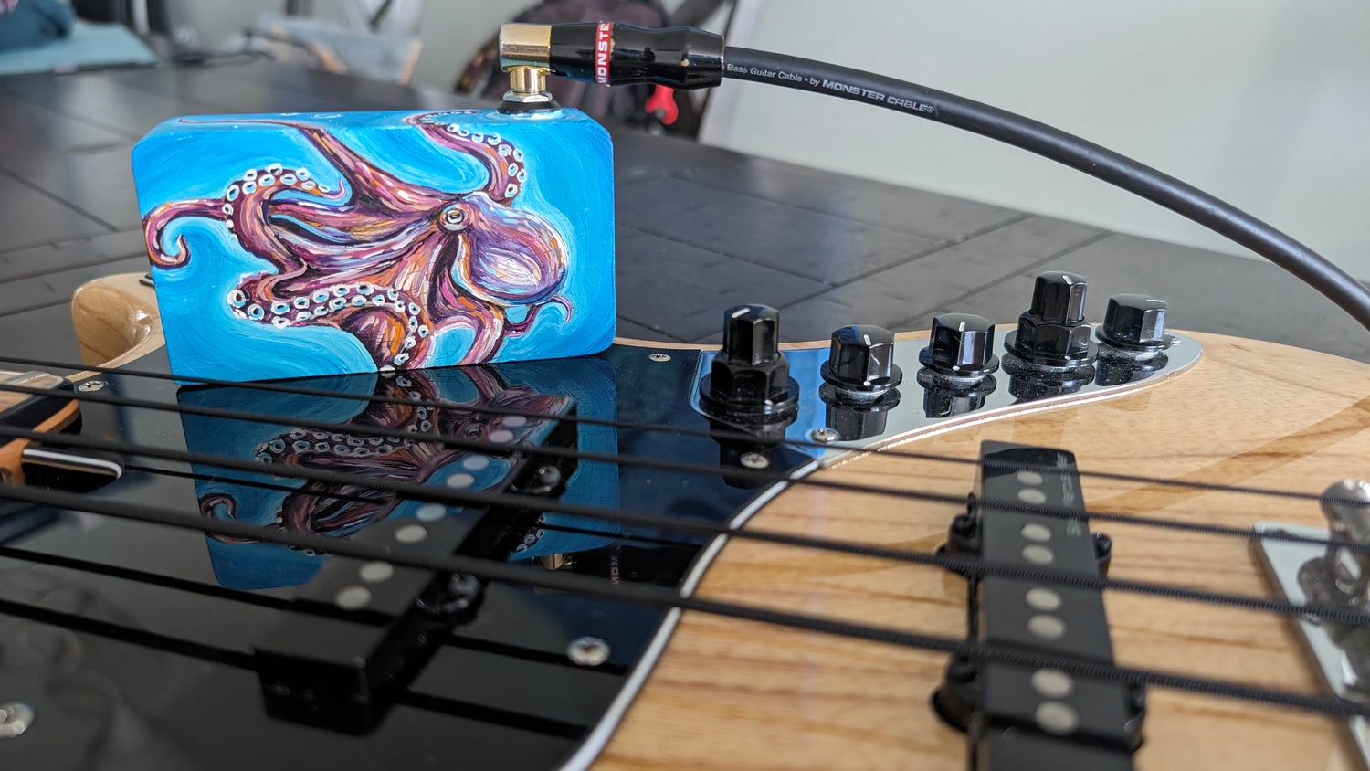 Ventana Wave Pocket Art Amp by Dream in Color