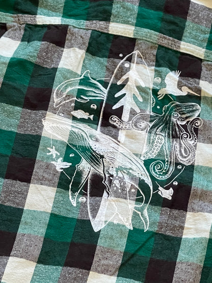 Reclaimed Flannel Large: Ventana Monterey Bay by Thiago Bianchini